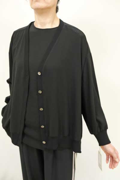 春夏値下げ【ローブ/カフネ/年間物/525906/30%OFF】ポリマットサテンジョーゼット丸首背ジップ開きブラウスバックロングノースリーブ/cafune/sps/9i51b771xx ポリサテンジョーゼット丸首背ジップ開きブラウスノースリーブ