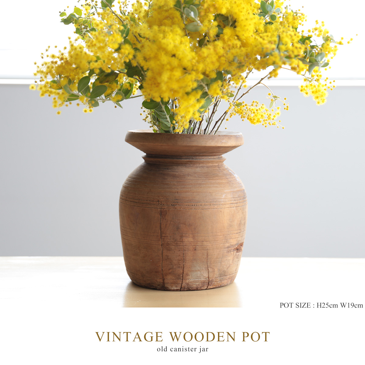 VINTAGE WOODEN POT