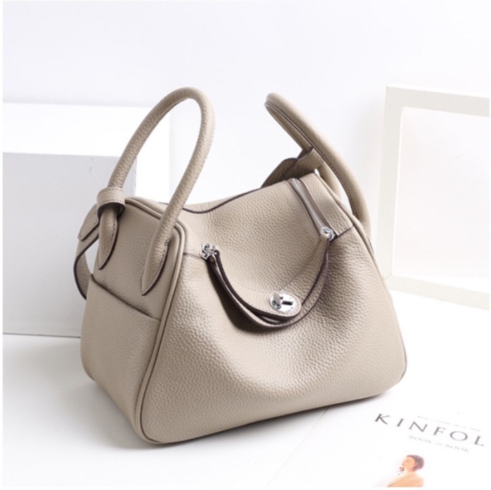 21春 夏バッグ トートバッグ レディース 本革 トートバッグ ミニボストン 本革 2way 斜めがけ 通勤 コンサバ トートバッグ ８色展開 すべての商品 Violon