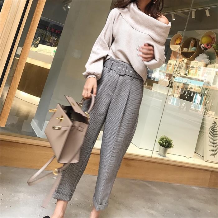 秋新作 エレガンススタイル特集 テーパードパンツ レディース チェック柄テーパードパンツ 柔らかく程よい厚み サルエルパンツ ロング丈 グレンチェック ゆったり お洒落 ボトムス 秋 冬 普段着からオフィスモードまで 様々なシーンで大活躍 １色展開 すべて