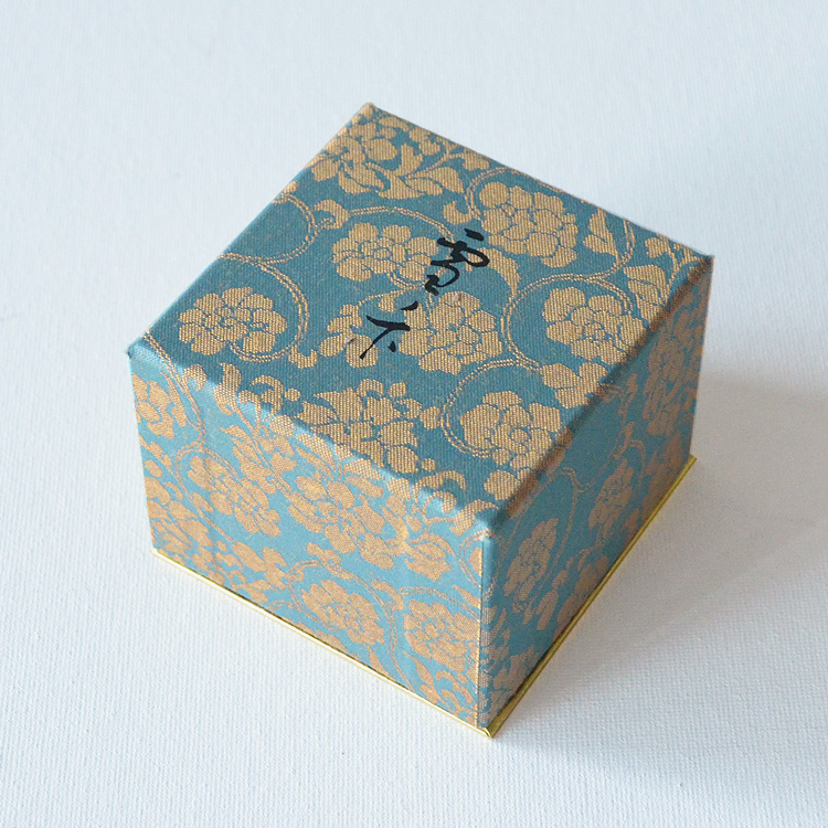 香木伽羅極上桐箱共箱入り40g