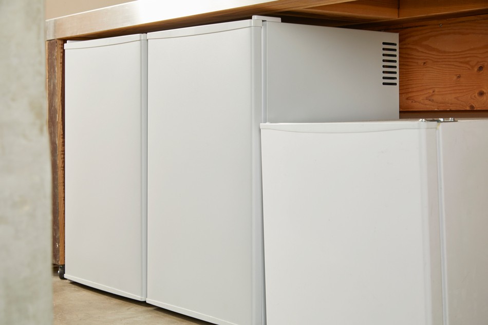 小型冷蔵庫 省エネ70リットル型 Peltism(ペルチィズム) 「ホワイト