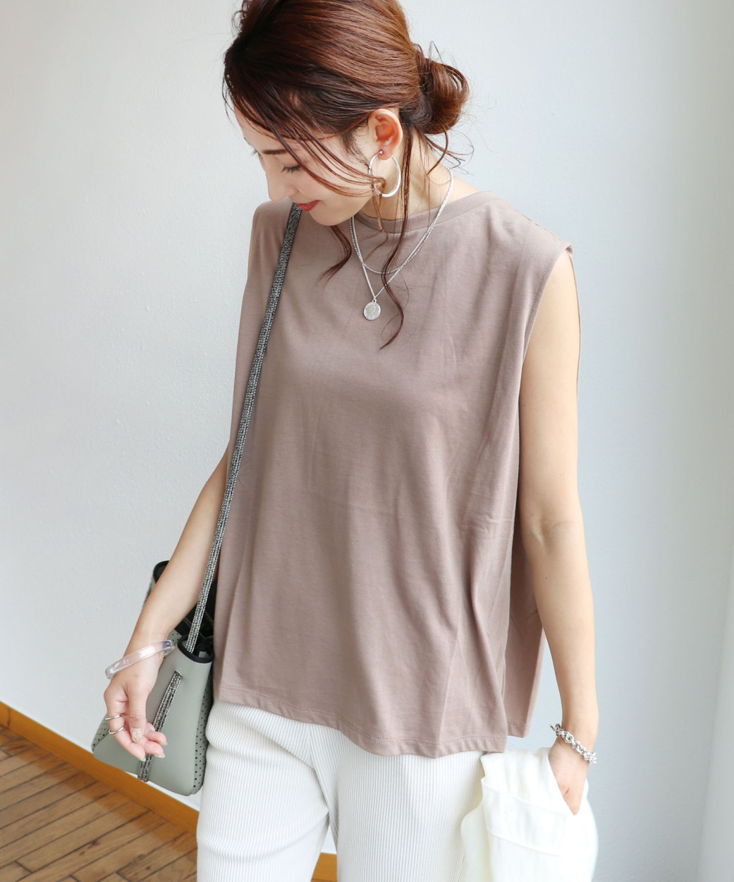 クルーネック 着やせデザイン ノースリーブ カットソー トップス レディース 体型カバー M Lサイズ 春 夏 送料無料 メール便対応b Y 4 And Me アンドミー 通販 Yahoo ショッピング