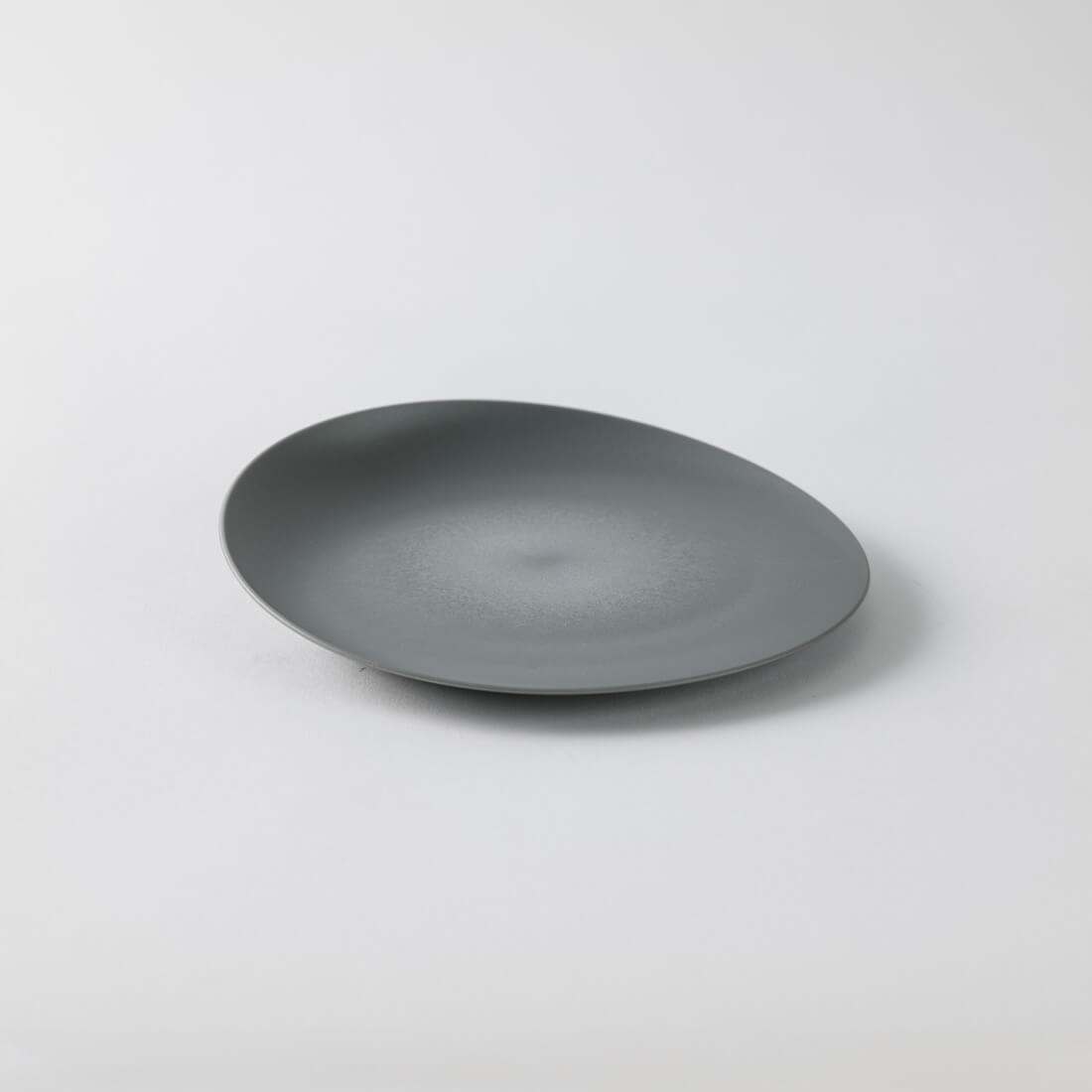 �H�� �M ARAS ���M 17.2cm �X���[�v �O���[���O���[ �G�C���X ����ɂ��� �v���[�g ���{�� ���Y �Y���� �H���g�p�\