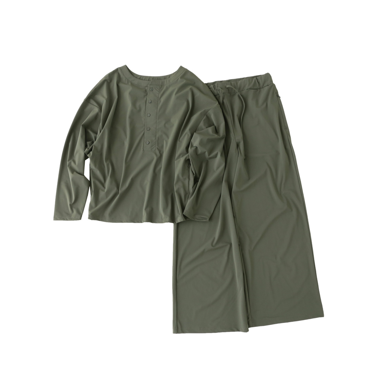 【美品】AAGARDWEARレディース上下セット 楽天市場】アウトドアに最適！マウンテンパーカー×スカート