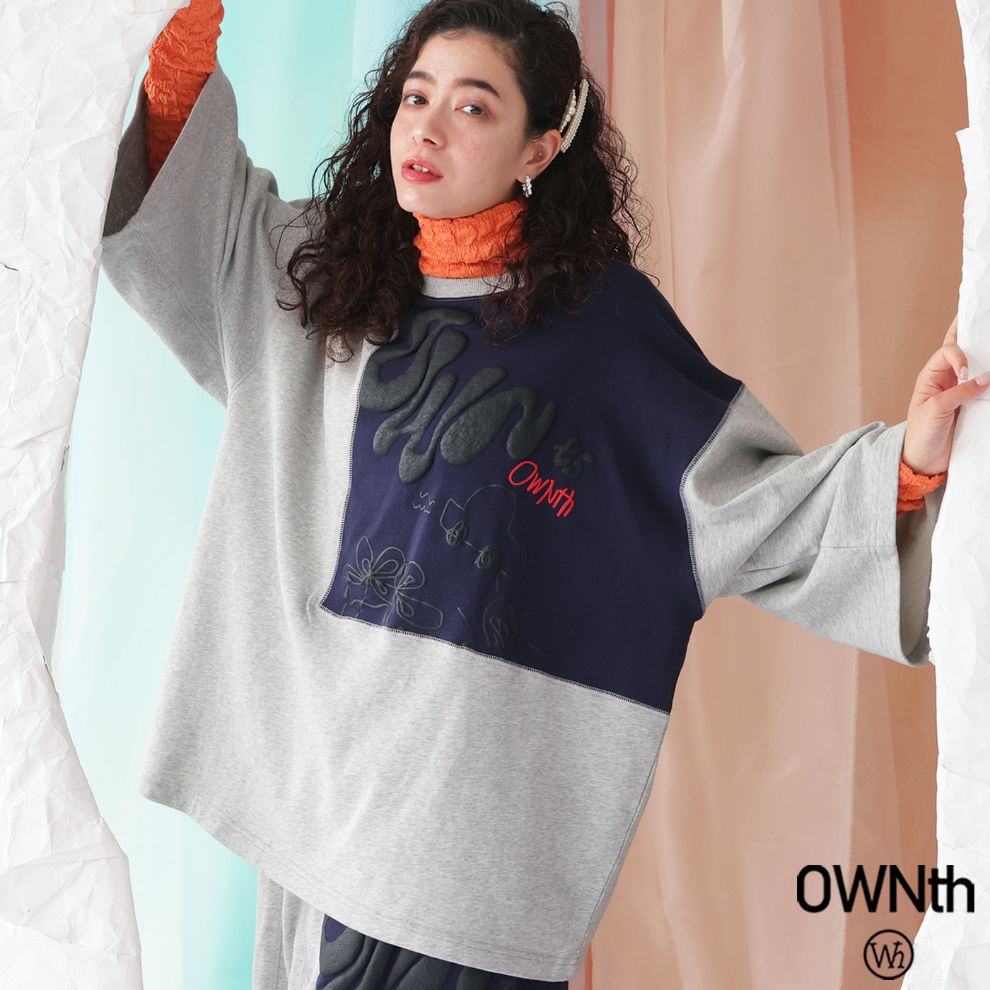 落書きロゴ スウェット レディース プルオーバー 綿 送料無料・(500)メール便可 冬新作 antiqua（アンティカ） 落書きロゴ スウェット レディース プル