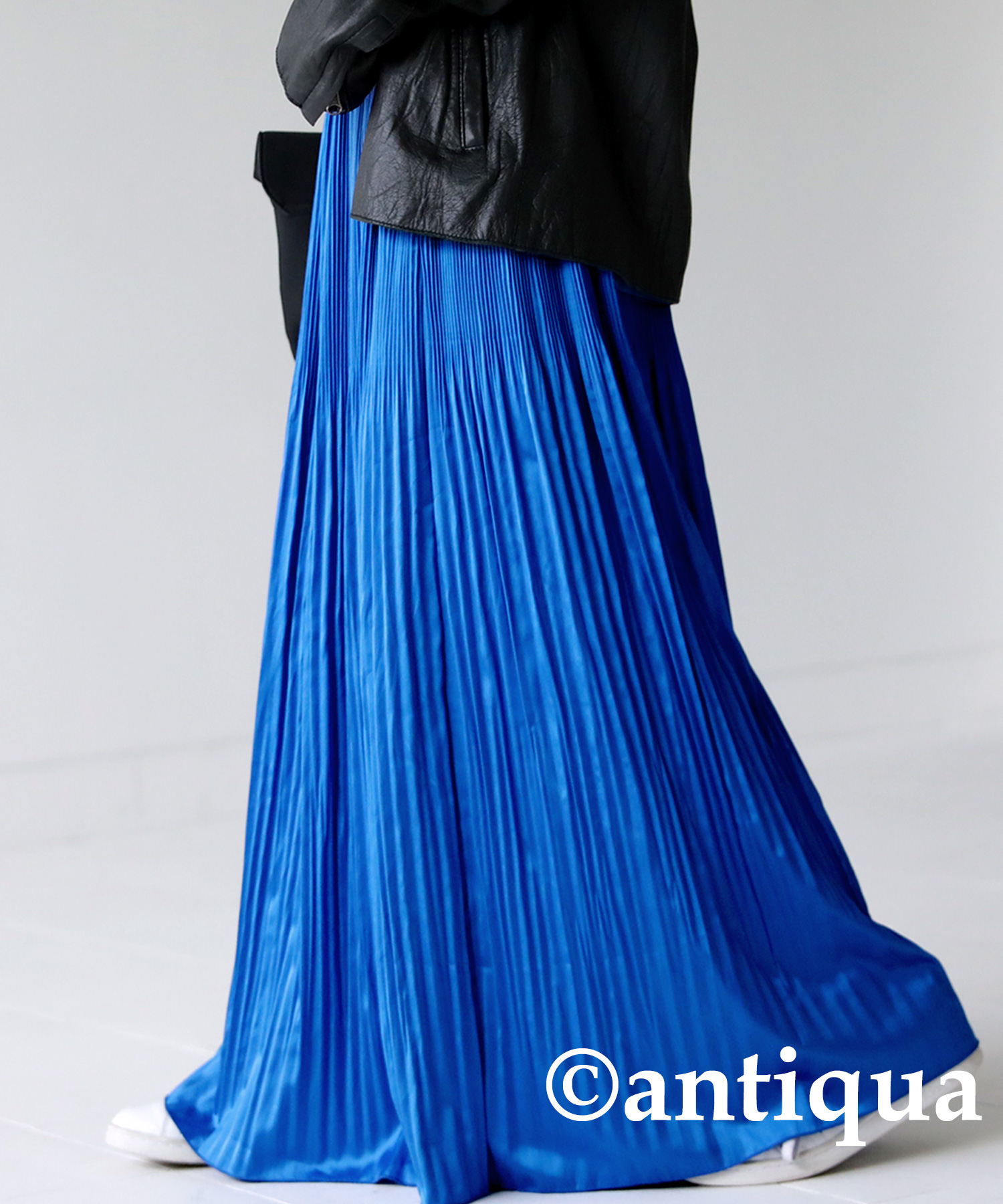 Alice Olivia 青 プリーツ Vネック ノースリーブ 光沢 Alice Olivia 青 プリーツ Vネック ノースリーブ 光沢