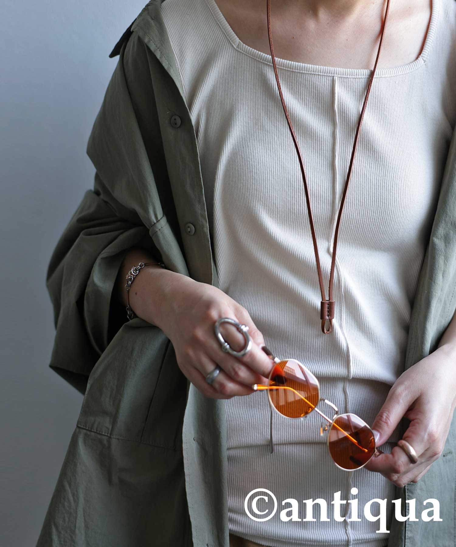 antiqua（アンティカ） 本革 日本製 グラスホルダー グラスコード