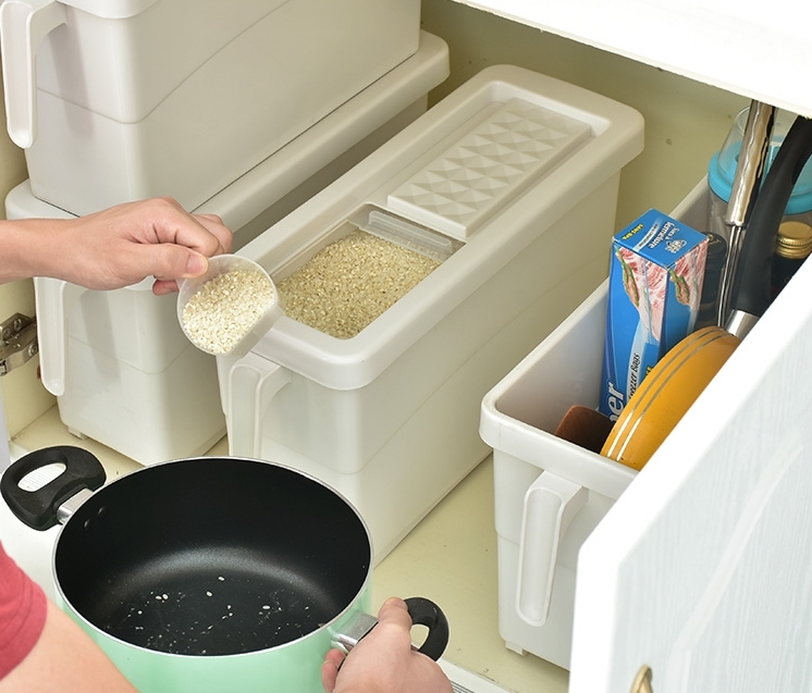 米びつ 米櫃 ライスエース スリム 幅10cm キッチンのわずかな隙間にぴったり収まるスリム米びつ 6kg ホワイト レッド ブラウン エムケー精工 RCB-06S