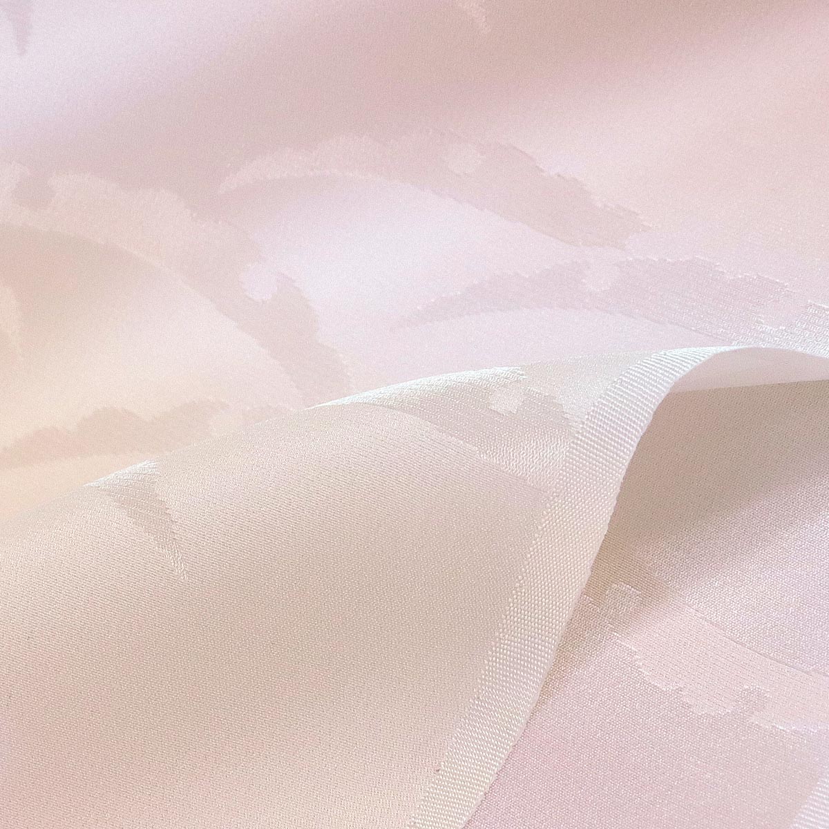 長襦袢 反物 正絹 -64B- 紋綸子 桜色/薄卵色ぼかし 絹100