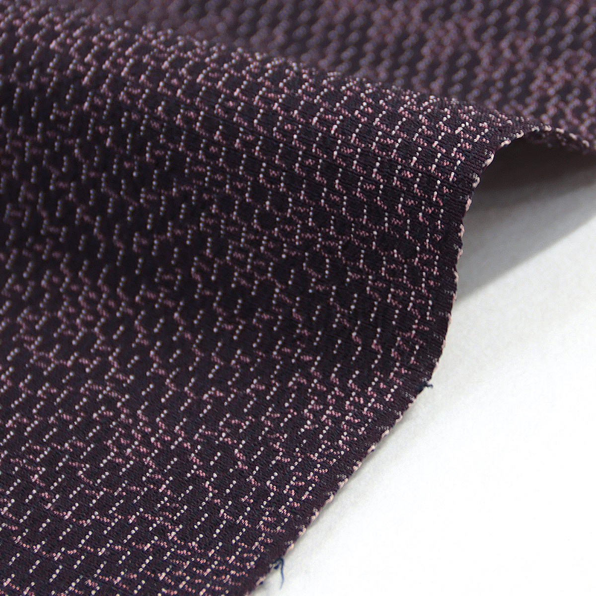 酒井織物 本塩沢 反物 -20- 十字絣/亀甲絣 滅紫 経済産業大臣指定伝統