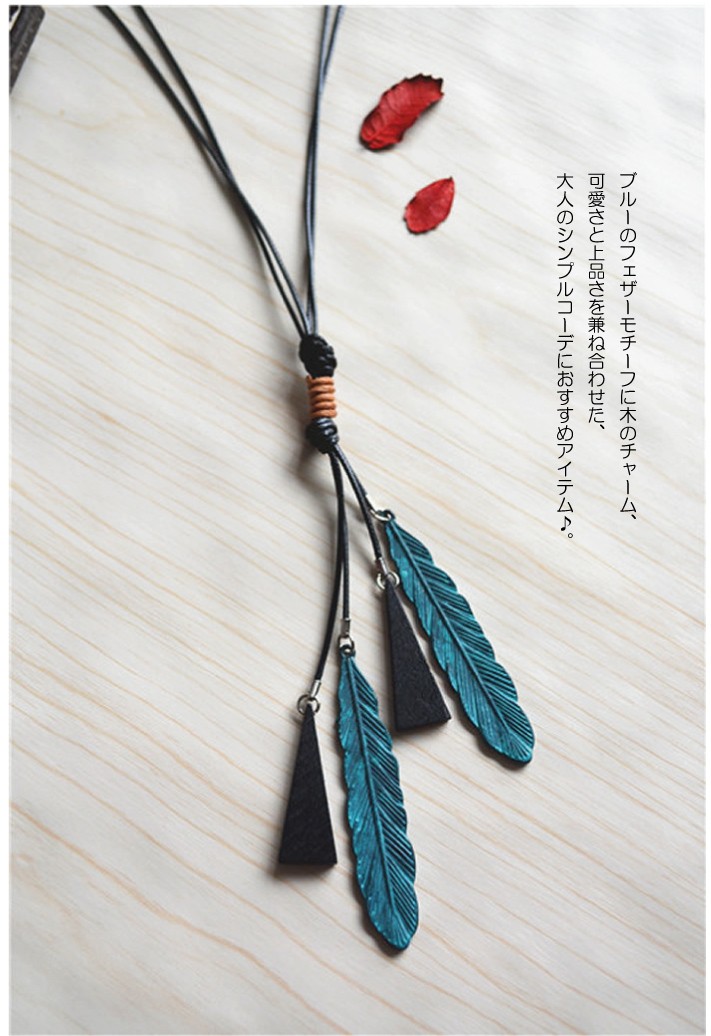 ペンダント 革 アクセサリー 