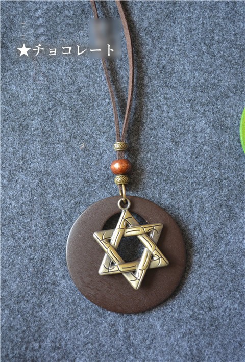 ペンダント 革 アクセサリー 