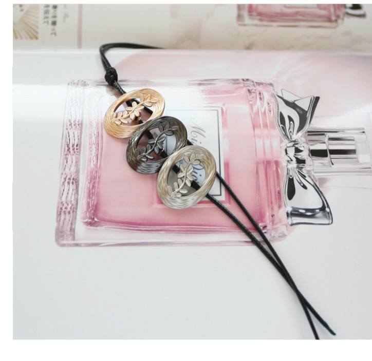 ペンダント 革 アクセサリー 