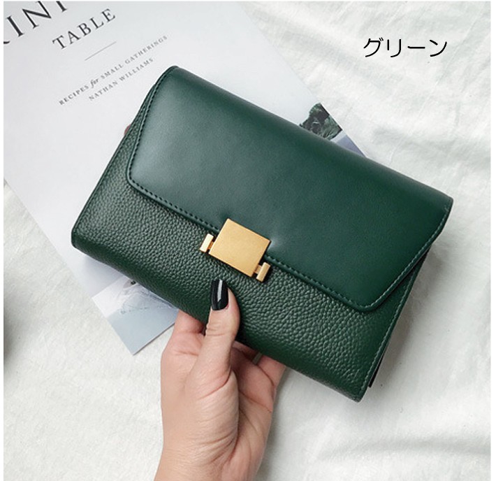 クラッチバッグ