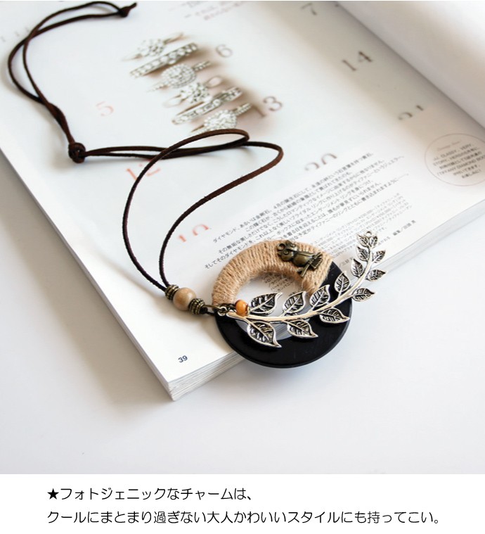 ペンダント 革 アクセサリー 