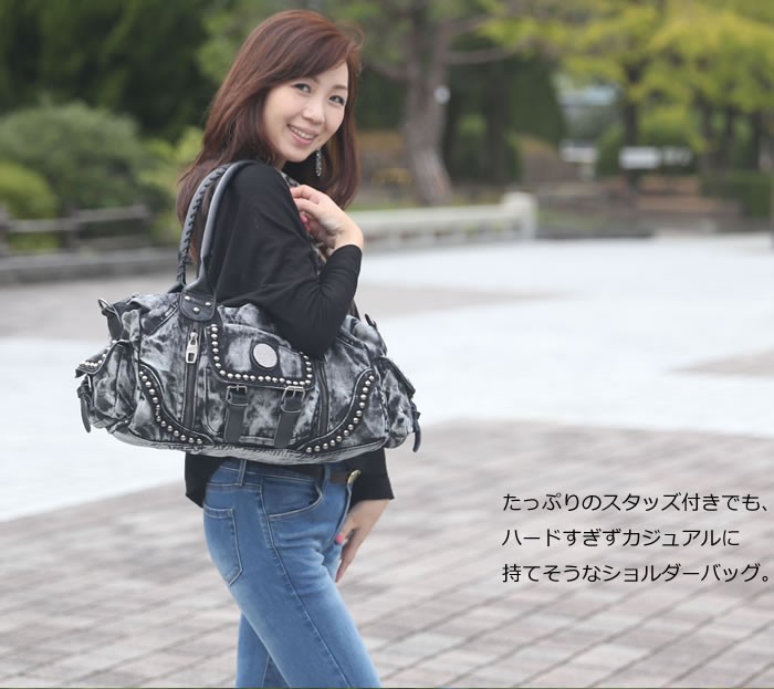 普段のおでかけに！旅行用のサブバッグにも！お財布ポシェット ショルダーバッグ