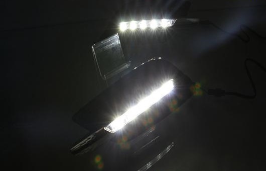 適用: シボレー/CHEVROLET セイル 3 LED DRL 高光度 ガイド フォグ ランプ デイタイムランニングライト A STY AL-HH-0674 AL