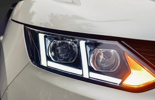 ヘッドライト 適用: 日産 キャシュカイ 2016 LED ヘッドランプ デイタイムランニングライト DRL バイキセノン 4300K〜8000K 35W・55W AL HH 0945 AL :502734400:オートパーツエージェンシー