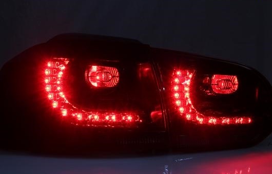 �K�p: �e�[�� ���C�g 2010-2012 VW �S���t 6 LED ���A �t�H�O �����v DRL �u���[�L + �p�[�N �V�O�i�� ���b�h AP-ALH1116
