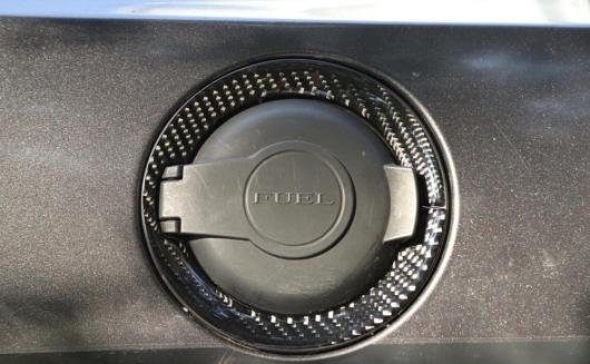 品多く フューエル タンク キャップ 装飾 ステッカー 適用: ダッジ/DODGE チャレンジャー 2009-2020 エクステリア ブラックカーボン・レッドカーボン AL-KK-7255 AL