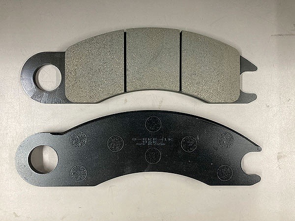 Q-LINE ブレーキパッド フロント コベルコ建機 RK250-2 RK250-3 RK250-5 RK250-6 EZ08 入数：4セット(8枚) Q-RKP-1K×4_1