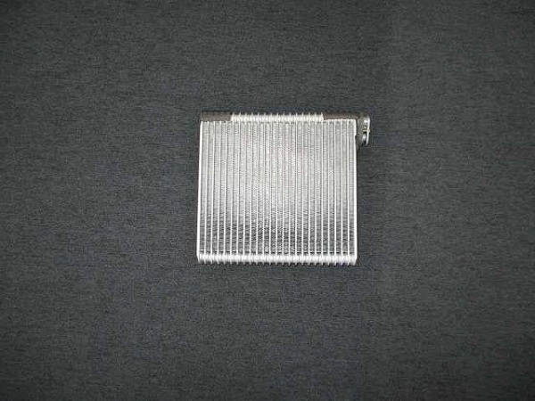 国内優良メーカー エバポレーター トヨタ カローラフィールダー エキスパンションバルブセット 参考純正品番：88501-12440
