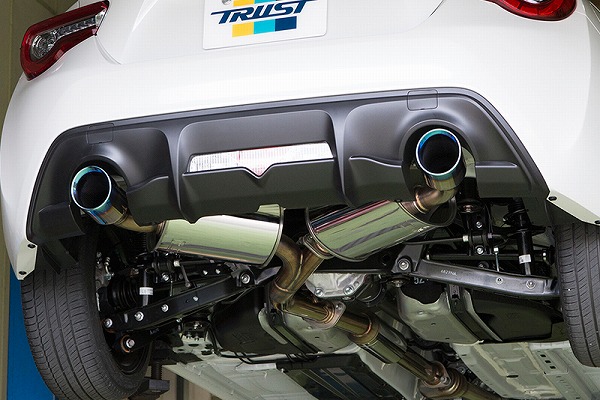 VNレヴォーグ用マフラー　 トラスト　GReddy パワーエクストリームR TRUST（トラスト） TRUST GReddy パワーエクストリームR マフラー