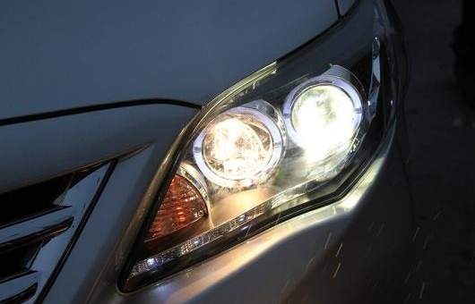 �w�b�h�����v �K�p: �g���^ �J���[�� 2011 LED �w�b�h���C�g DRL H7/D2H HID 4300K�`8000K 35W�E55W AL-HH-0902