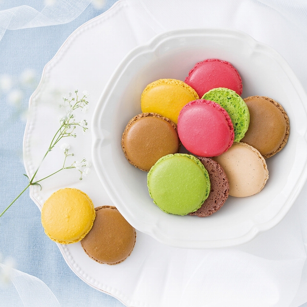 SOLEのお皿 2枚 幾何学模様の皿 ネイビーとホワイト 16cm