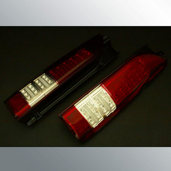 シャーク LEDテールランプ アカシロ チューブタイプ フルLED TT200ACE-3LTB-RC-02 トヨタ ハイエース 200系 バン ワゴン 2004年08月〜2013年11月