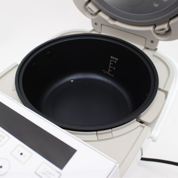 HIRO 糖質オフ炊飯器 ホワイト 5合炊き 糖質カット33％。毎日のご飯を