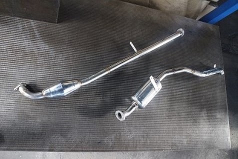 ジムニー　sj30 マフラー 楽天市場】ジムニー パーツ 【アピオ SJ30用マフラー 松本式チャンバー