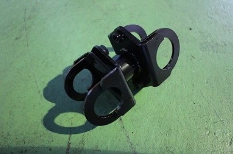 サクソン/SUXON スコップホルダー カチオンブラック塗装 45°取付タイプ JIM-774 スズキ ジムニーシエラ 3BA-JB74W K15B 1460cc_1