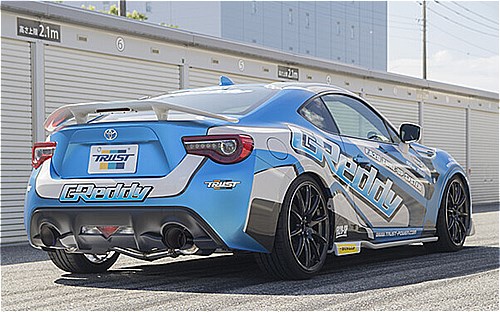 gr86 マフラー 4本出し（TRUST／自動車用スポーツマフラー）｜排気系