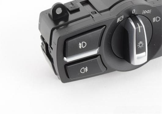 【新品 30%off 送料無料】 ヘッドライトスイッチ BMW F10 F11 F18 520i 523i 528i 530i 535i 550i 520Li 523Li 525Li 528Li 530Li 535Li 61319192746 AL-CC-4542 AL 【V7512659881】(27458円)