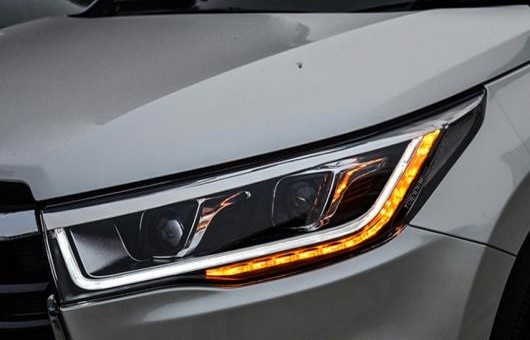 ヘッドライト 適用: トヨタ ハイランダー 2015 LED ヘッドランプ デイ