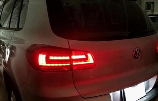 適用: VW フォルクスワーゲン/VOLKSWAGEN ティグアン テール ライト 2013-2015 フォルクスワーゲン LED リア ランプ DRL + ブレーキ レッド AL-HH-1296 AL