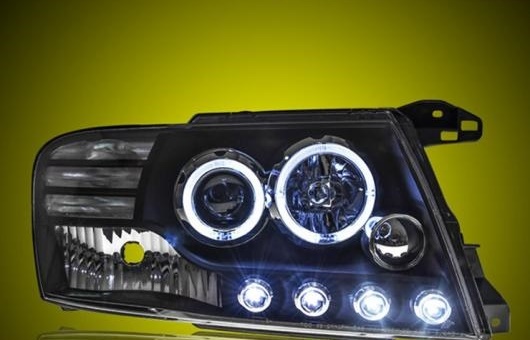 ヘッドライト 適用: 三菱 パジェロ 2000-2012 LED ヘッドランプ