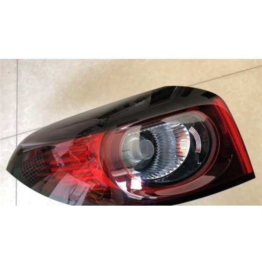 1ピース CX4 テールライト 1ピース 左 アウトサイド・1ピース 右 アウトサイド マツダ CX-4 2020-2022 1ピース AL-OO-0282 ALの画像