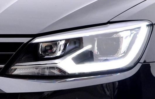 適用: VW フォルクスワーゲン/VOLKSWAGEN ラマンド ヘッドライト 2015
