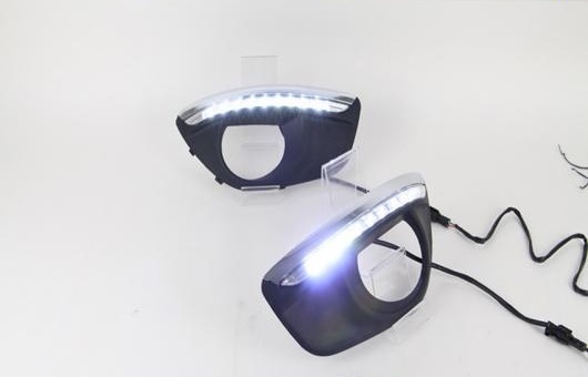 適用: ヒュンダイ/現代/HYUNDAI サンタフェ LED DRL 高光度 ガイド フォグ ランプ デイタイムランニングライト AL-HH-0653 AL