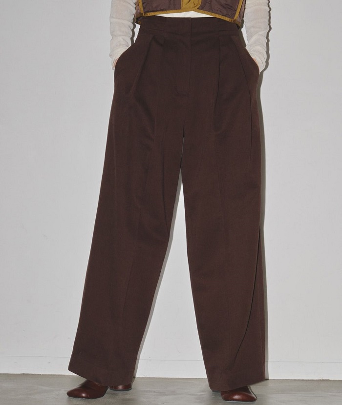 TODAYFUL トゥデイフル Peachskin Tuck Trousers ピーチスキン タック