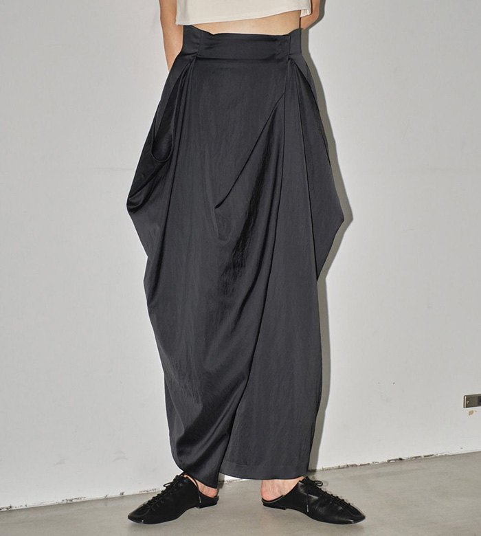 TODAYFUL トゥデイフル 予約 2024年6月中旬頃入荷予定 Satin Drape Skirt サテン ドレープ スカート 12410803 (全2色) 2024SS 送料無料 クーポン使用不可｜apakabar-style｜03