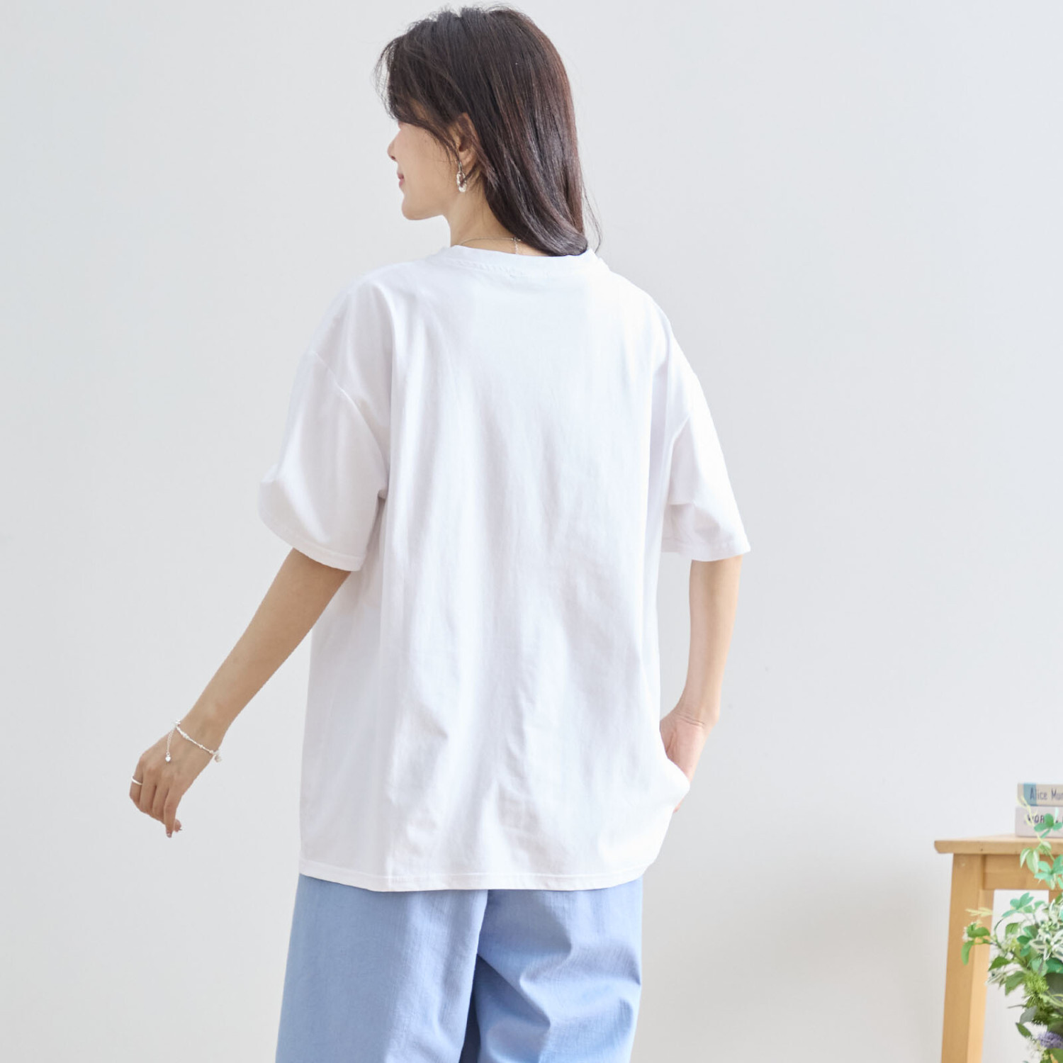 2025 Drawer フリル付きホワイトTシャツ 2025 Drawer フリル付きホワイトTシャツ - メルカリ