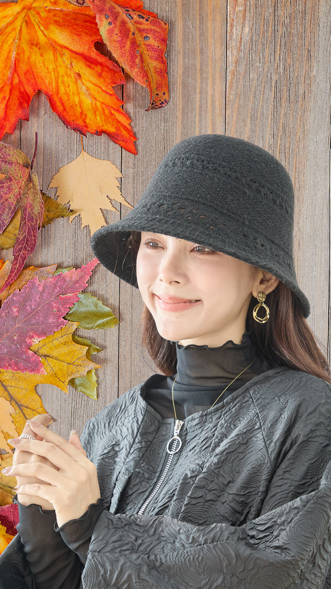 TRUBE バケットハット 透かし編みニットバケットハット ブラック