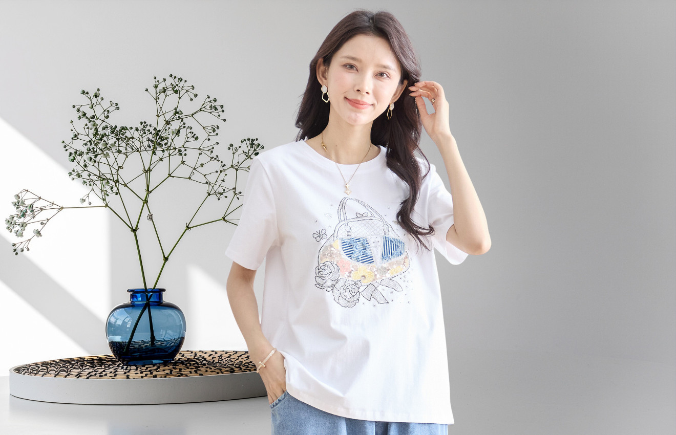 【未使用品】定価5.1万円　G/FORE ホワイトT-シャツ　レディース TRUBE キラキラバッグ＆ローズTシャツ【M~L】ホワイト : 銀座