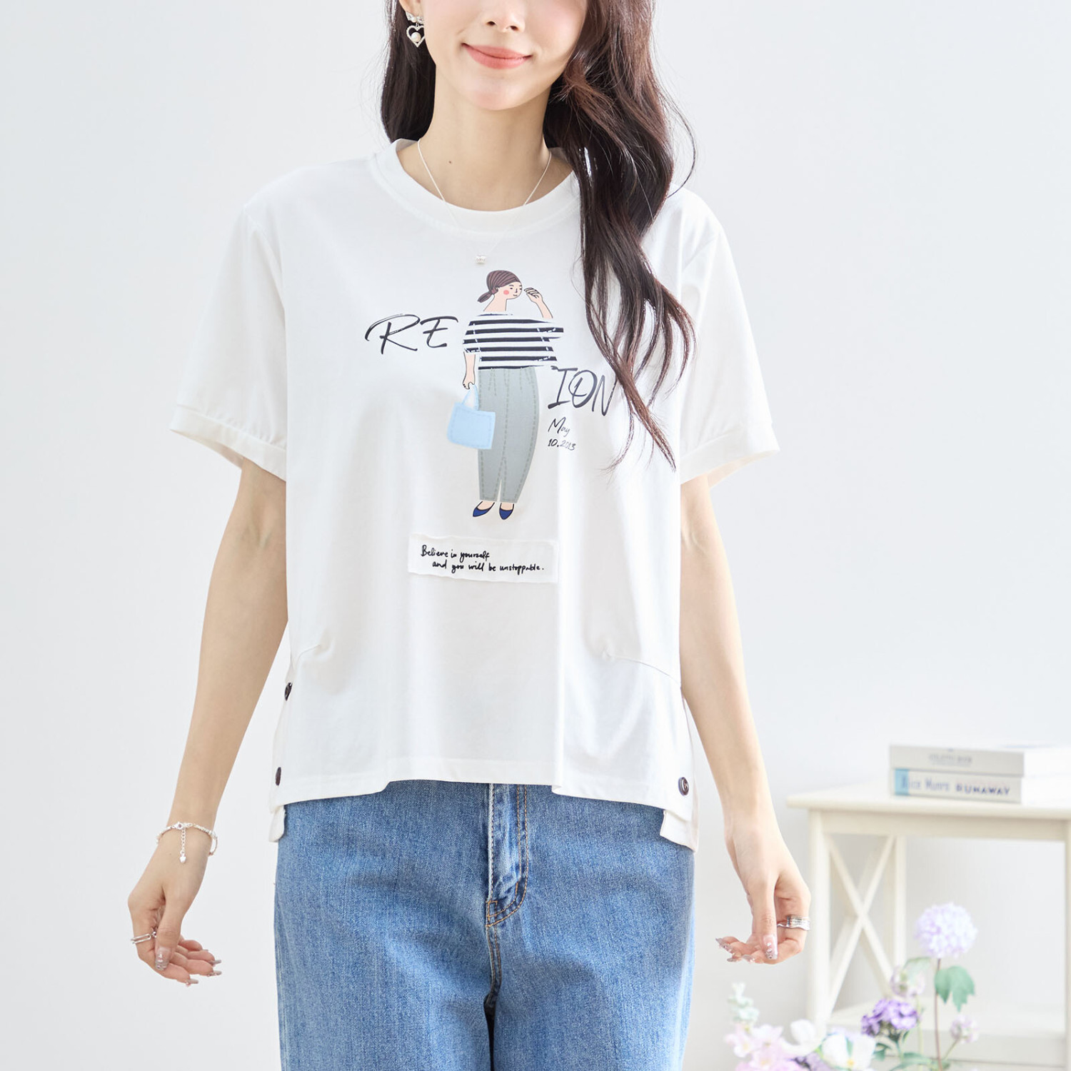 TRUBE ガールグラフィックサイドボタンTシャツ : 銀座エアポート藤沢