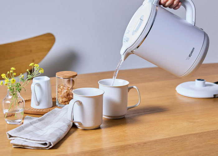 取付無料！高性能おしゃれホワイト冷蔵庫洗濯機フラット電子レンジ電子ケトル！ 象印（ZOJIRUSHI） 電気ケトル 小型 電気ポット おしゃれ ケトル 0.8L