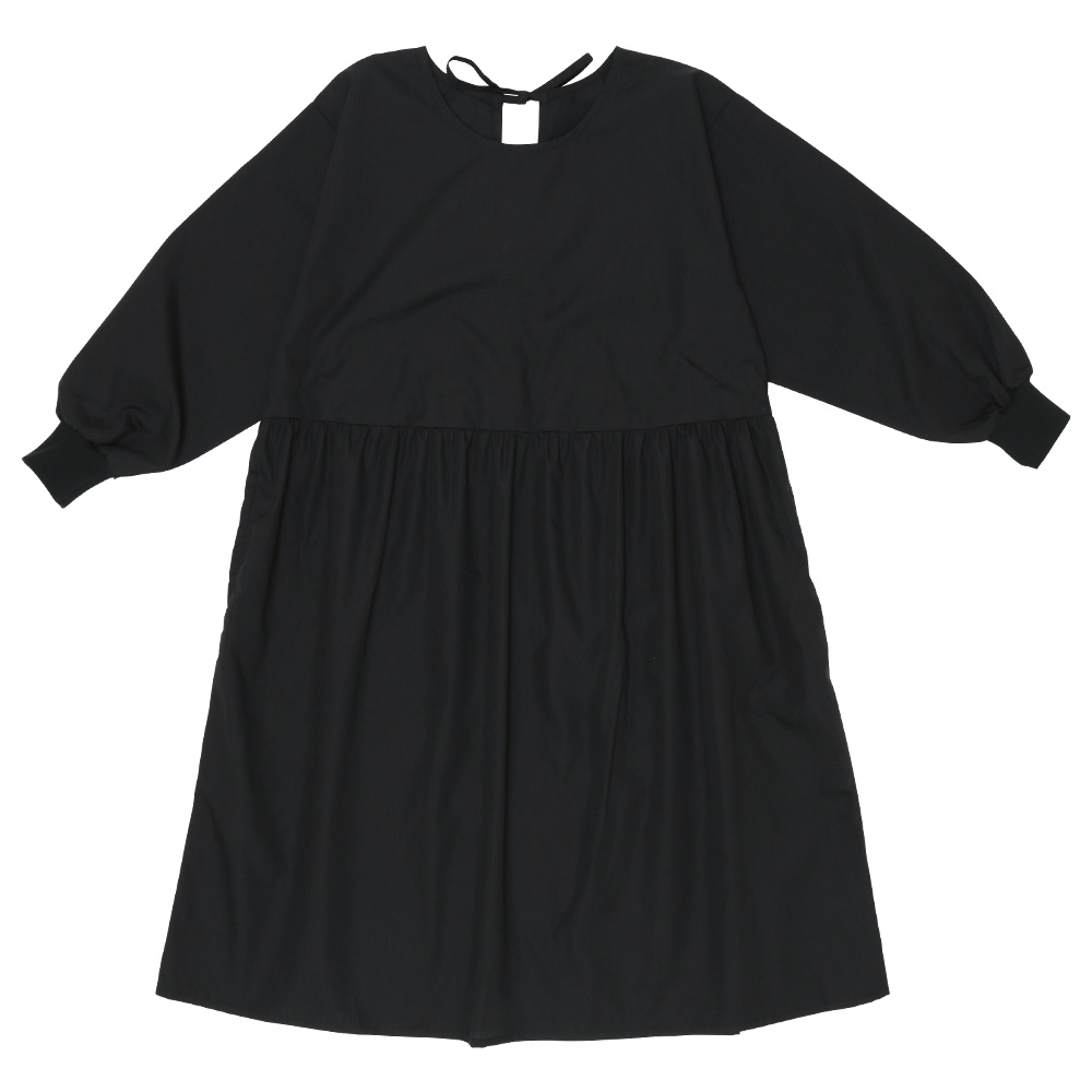 Apron Story（エプロンストーリー） ワンピース感覚で着れる たっぷり